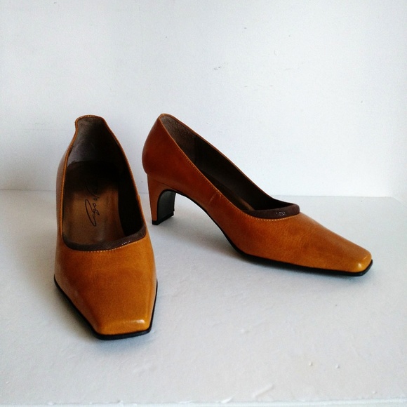 5 - 5.5 CANGO & RINALDI Italy Leather shoes low heel Y2K Ochre Yellow - Picture 5 of 13